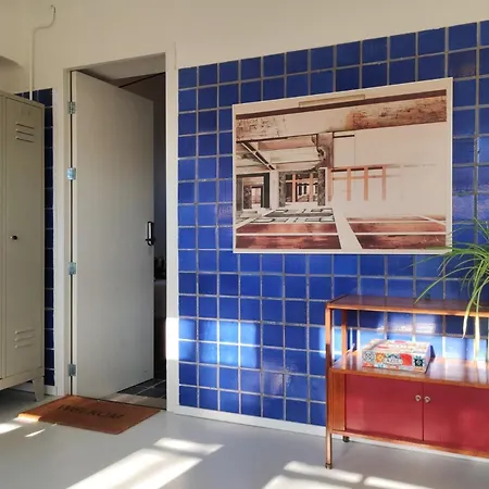 Ruimetelijke Kamer Met Prive Badkamer Casa de hóspedes Amesterdão